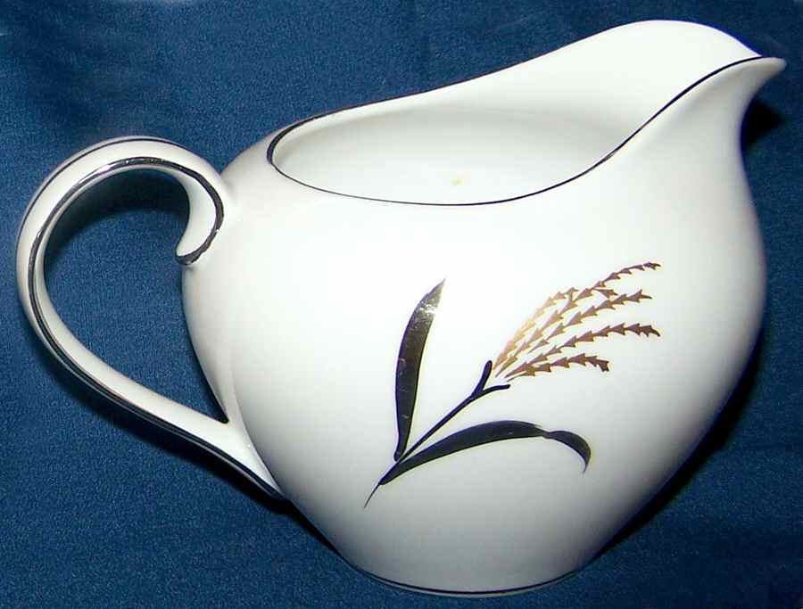T1027 Creamer by Gold China-1