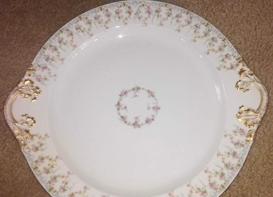 GUE257 Handled Cake Plate by WM Guerin-1