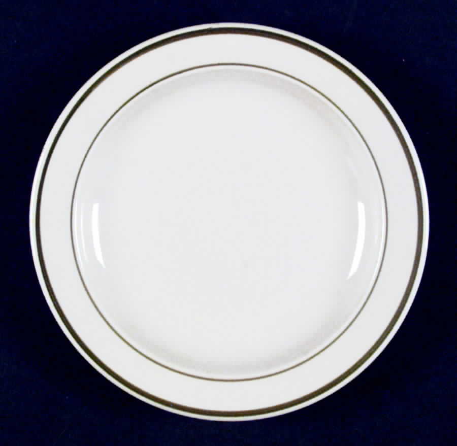 Basic Living Green Bread & Butter Plate by Gibson Designs-1