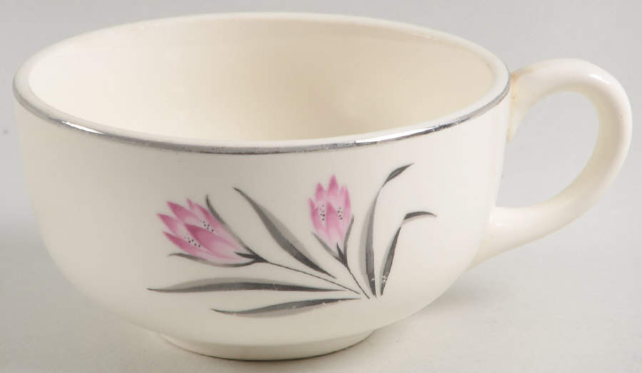 GEO205 Footed Cup by WS George-1