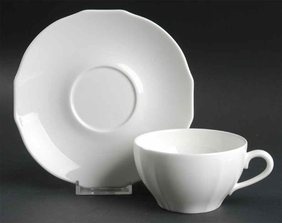 Bianco White (Duchessa Shape) Flat Cup & Saucer Set by Ginori 1735-1