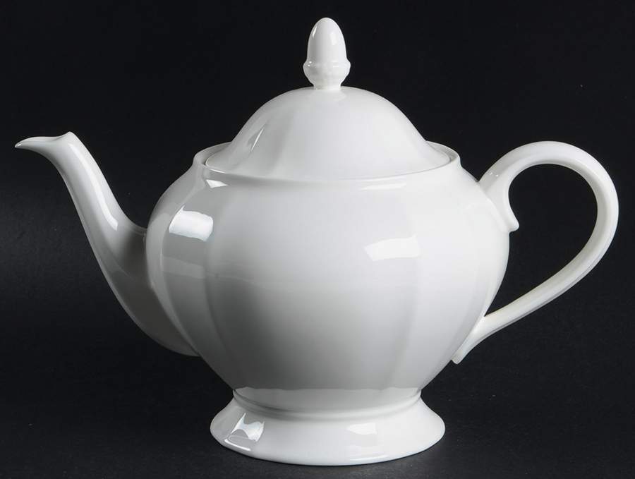 Bianco White (Duchessa Shape) Teapot & Lid by Ginori 1735-1