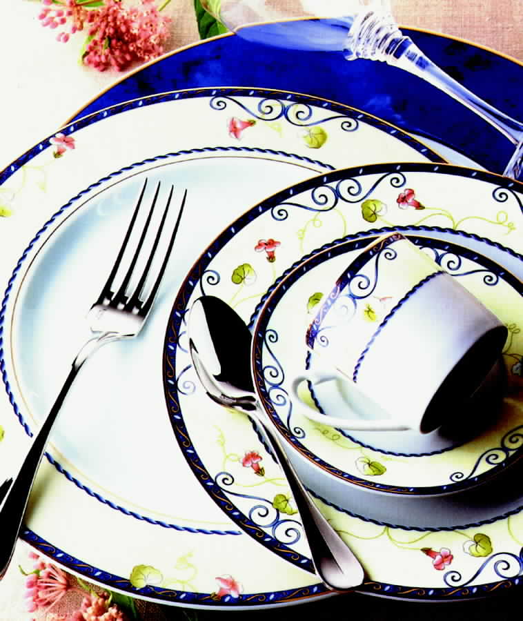 Coralie Dinner Plate by Guy Degrenne-1