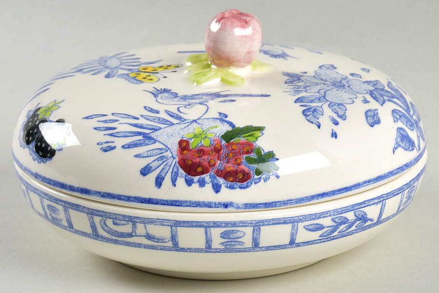 Oiseau Bleu (Fruit) Large Candy Box & Lid by Faiencerie De Gien-1