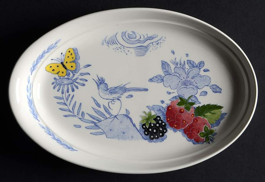 Oiseau Bleu (Fruit) 8" Oval Serving Platter by Faiencerie De Gien-1