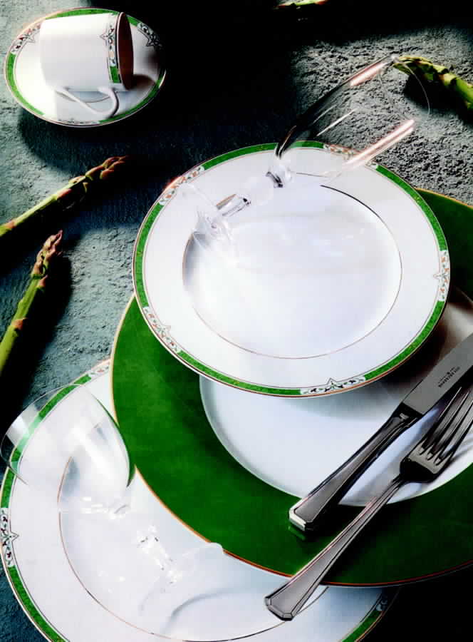 Bergame Vert Dinner Plate by Guy Degrenne-1
