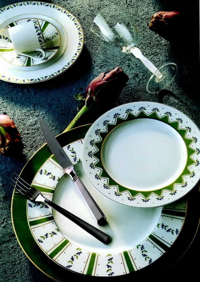 Serenade Dinner Plate by Guy Degrenne-1