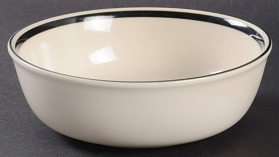 Basic Living Blair Soup/Cereal Bowl by Gibson Designs-1
