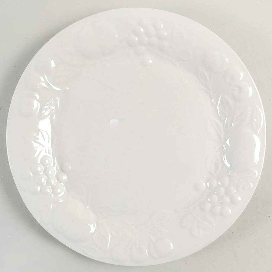 Flourish Dinner Plate by Gibson Designs-1