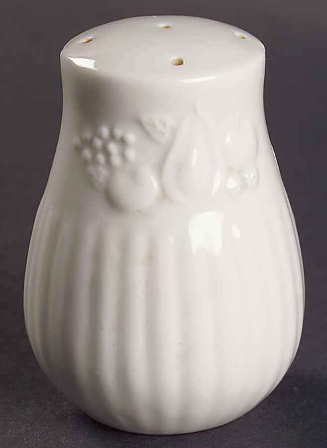 Flourish Pepper Shaker by Gibson Designs-1