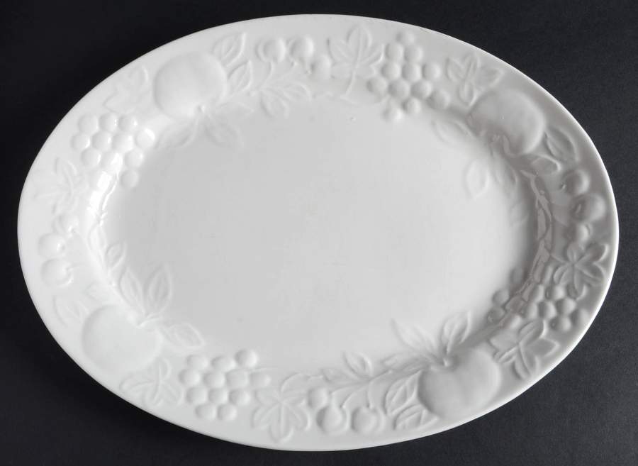 Flourish 13" Oval Serving Platter by Gibson Designs-1