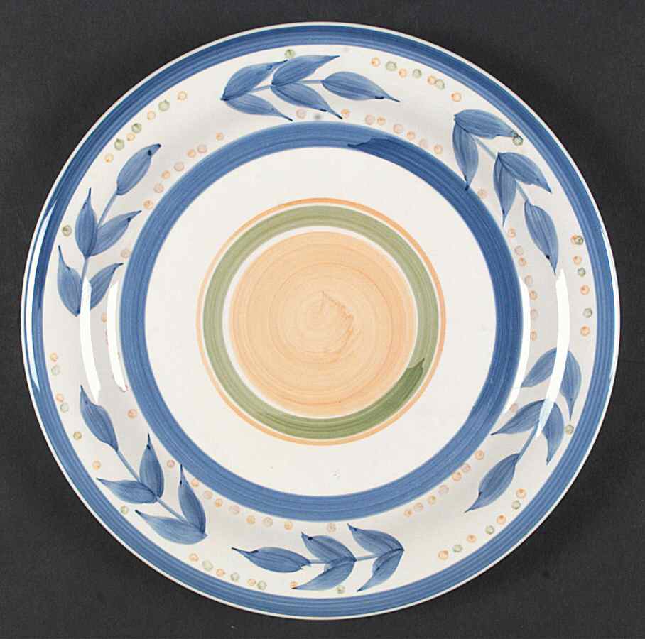 Bernini Dinner Plate by Gibson Designs-1