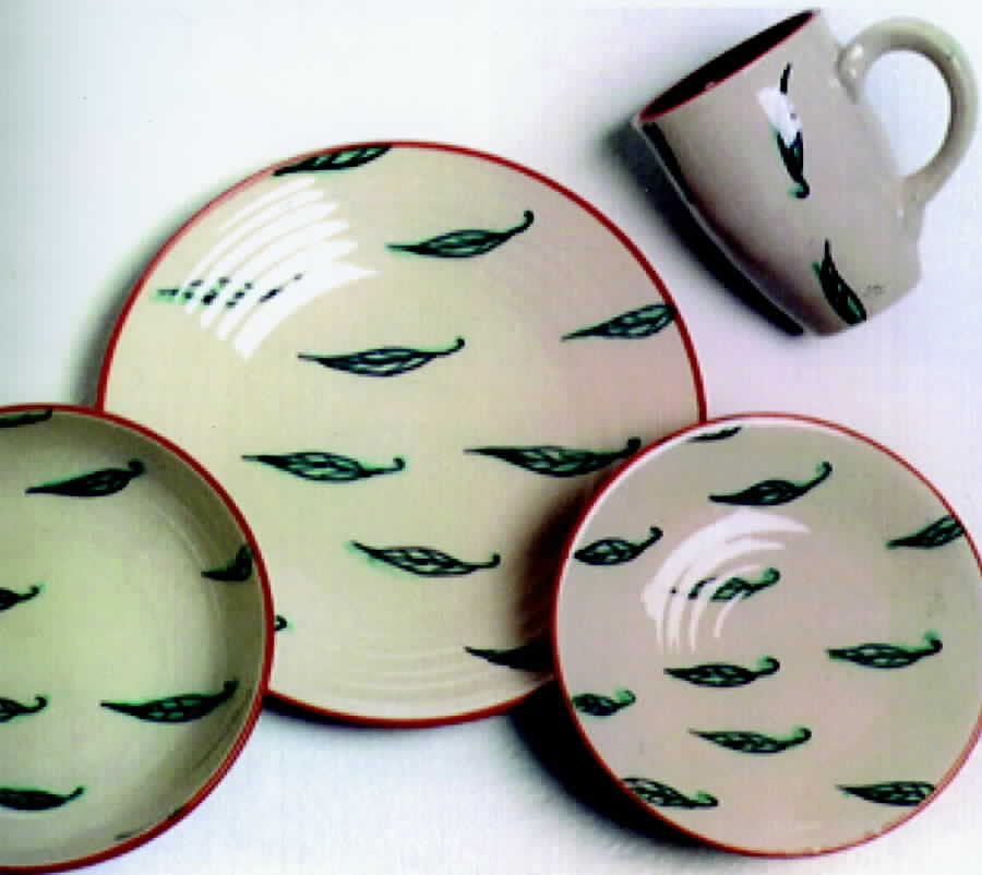 Antique Leaves Green Dinner Plate by Gibson Designs-1