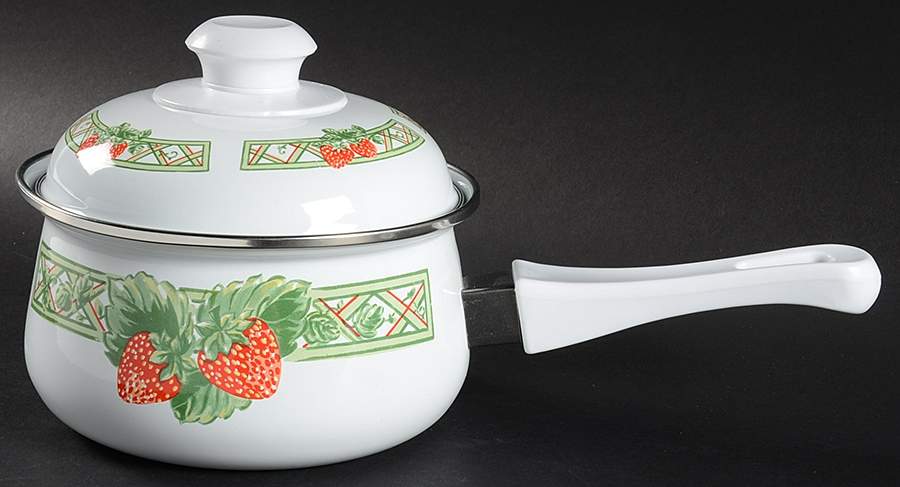Strawberry  Saucepan Covered Metal 1.75 Quarts by Gibson Designs-1