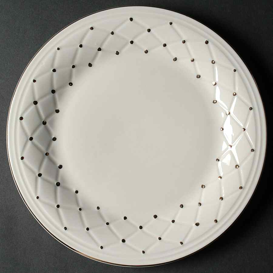 Golden Basket Dinner Plate by Gibson Designs-1