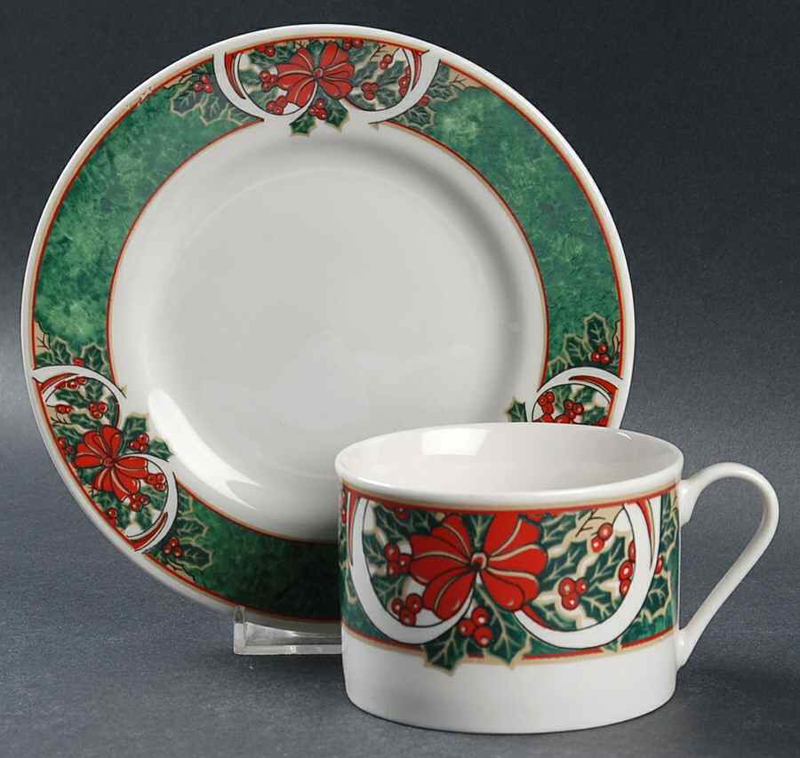 Marble Holly Flat Cup & Saucer Set by Gibson Designs-1