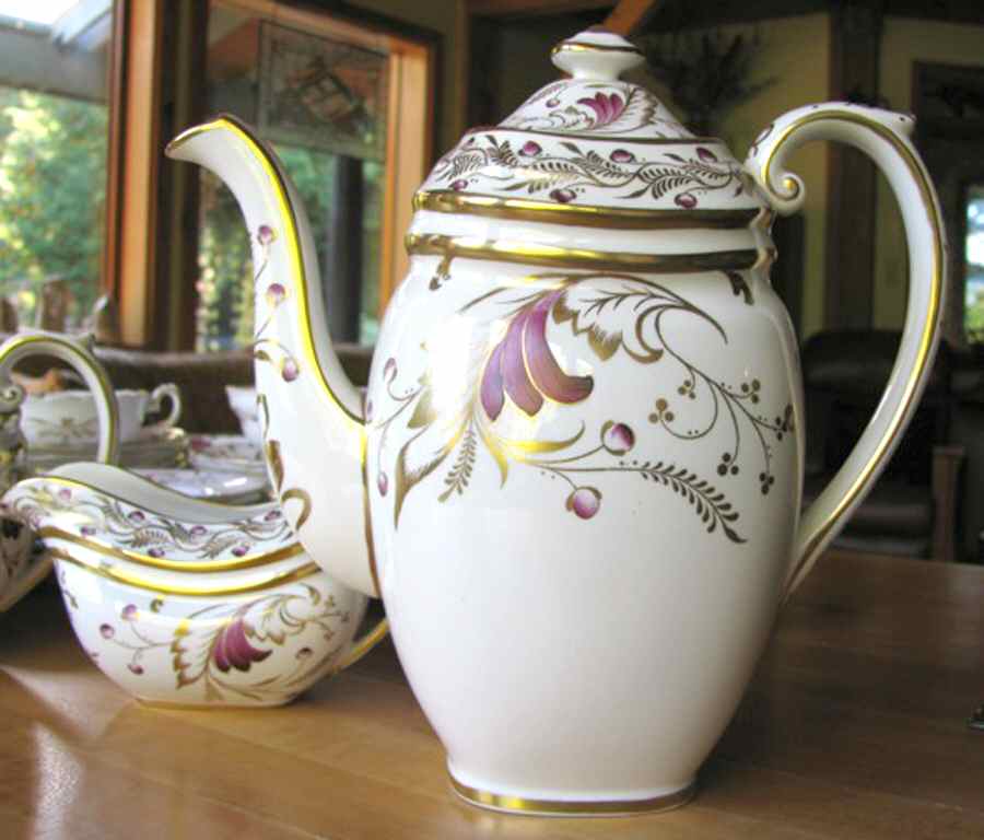 Merlin Coffee Pot & Lid by Grosvenor-1