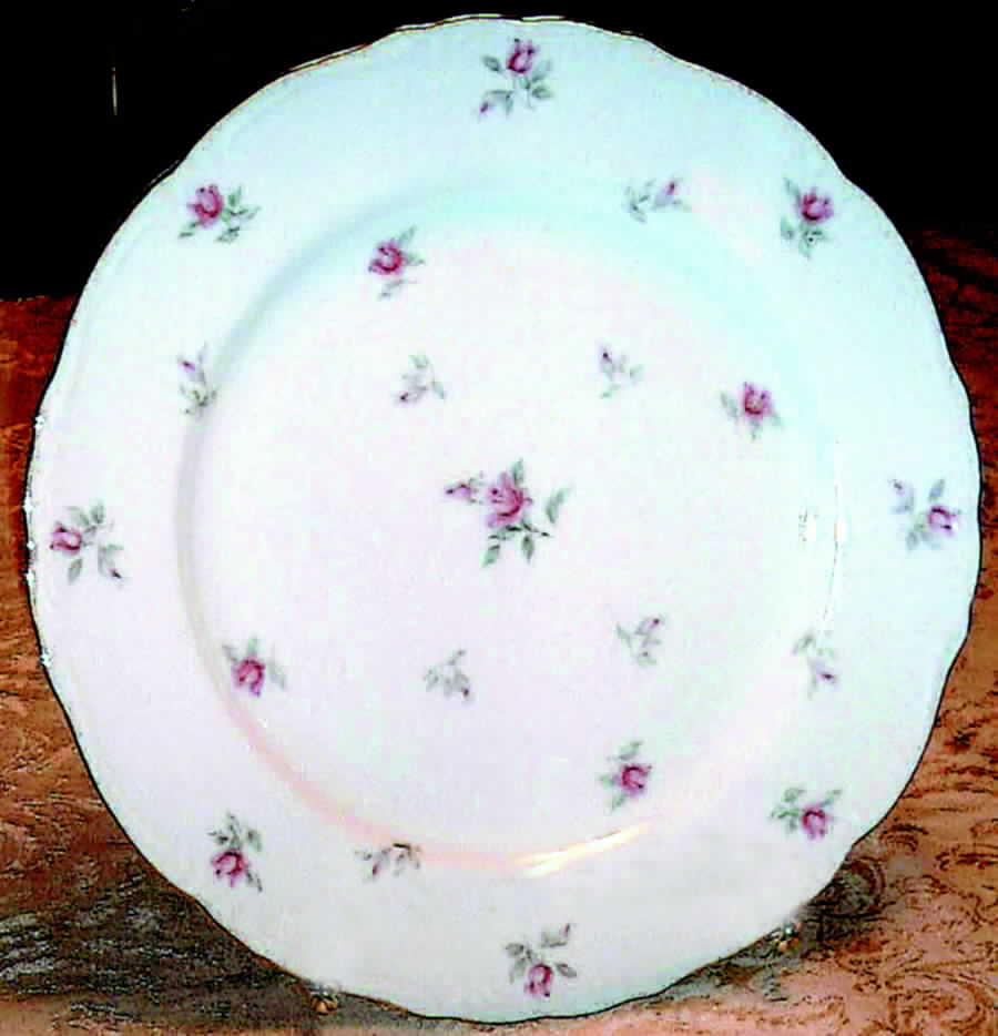 Herald Dinner Plate by Gold China-1