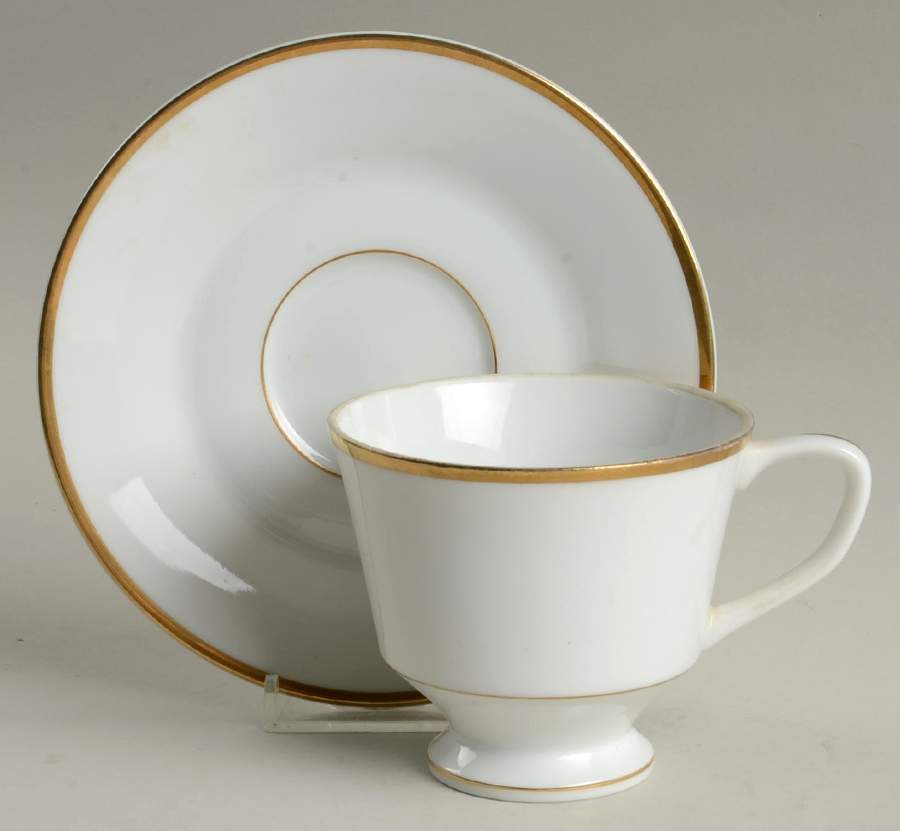Empress Footed Cup & Saucer Set by Gildhar-1