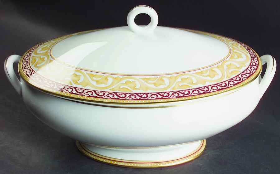 Venice Tureen &  Lid by Ginori 1735-1