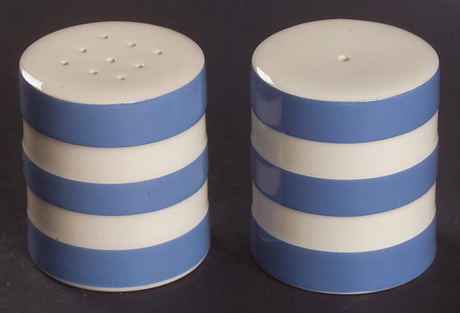 Cornish Blue Cream Cornishware Salt & Pepper Set by T G Green (England)-1
