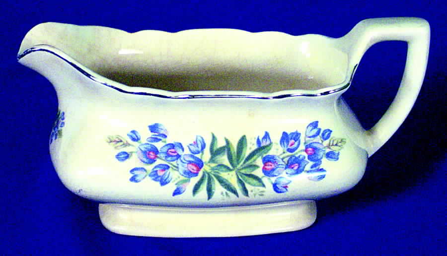 GEO223 Gravy Boat by WS George-1