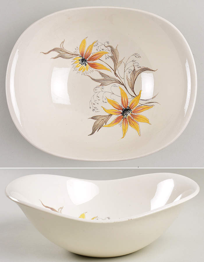 Brown Eyed Susan 9" Round Vegetable Bowl by Grindley-1