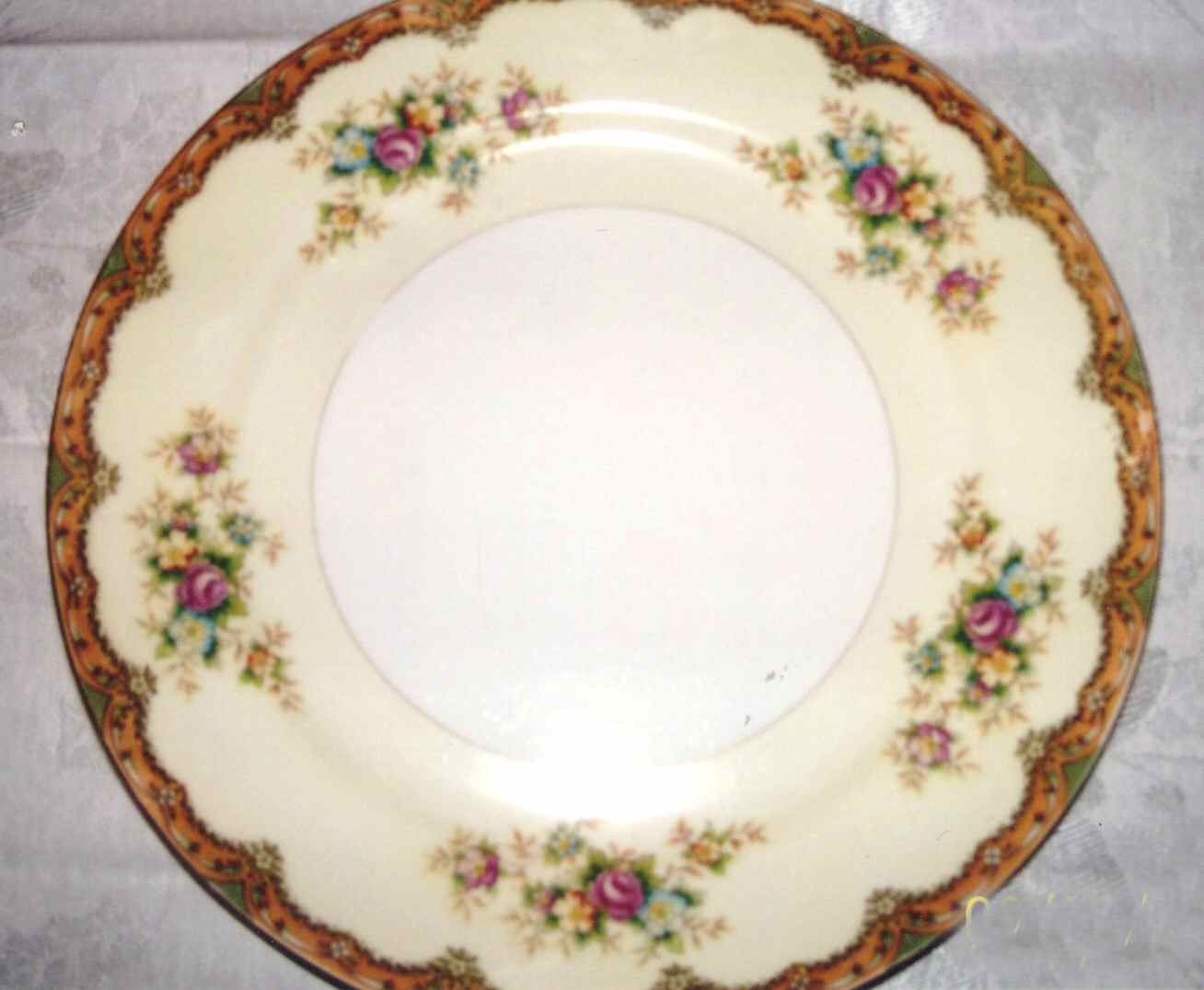 GOC24 Dinner Plate by Gold China-1