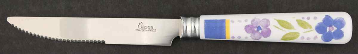 Bella Small Dinner Knife by Gibson Designs-1