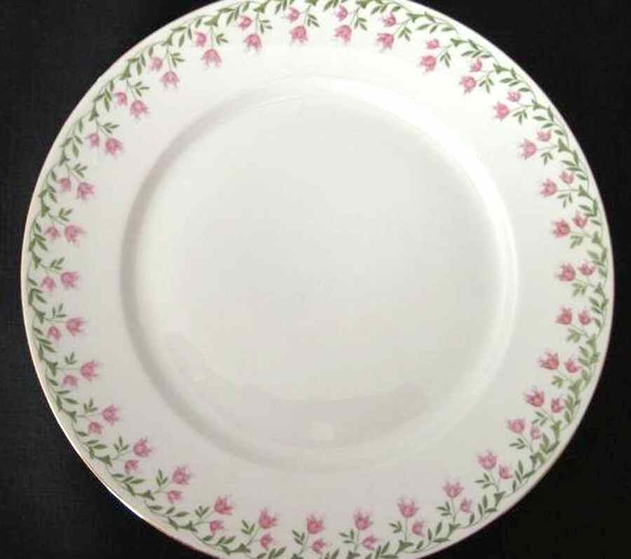 GUE292 Dinner Plate by WM Guerin-1