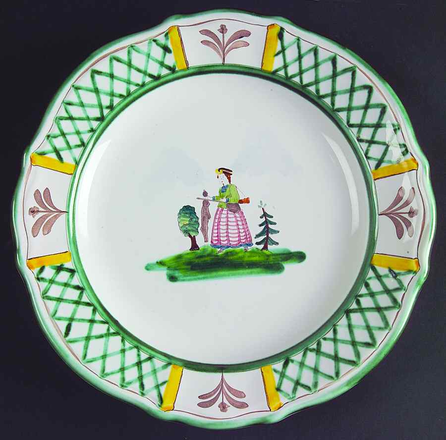 Hunt Scene (Rim, Scallop) Luncheon Plate by Gmundner Austria-1