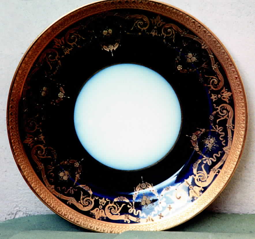 GUE294 Dinner Plate by WM Guerin-1