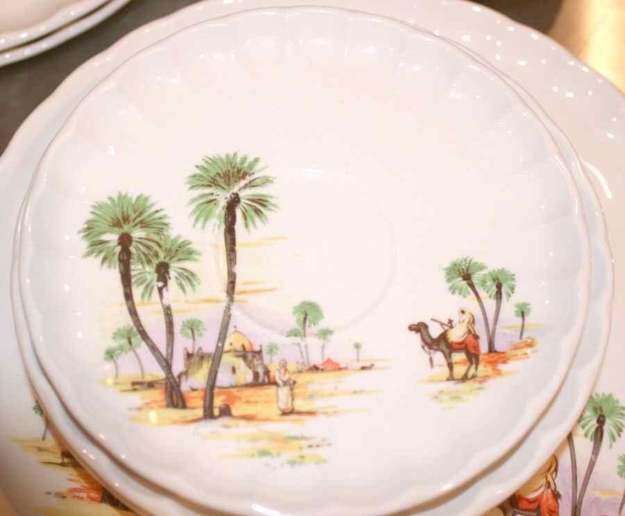 GEO231 Saucer by WS George-1