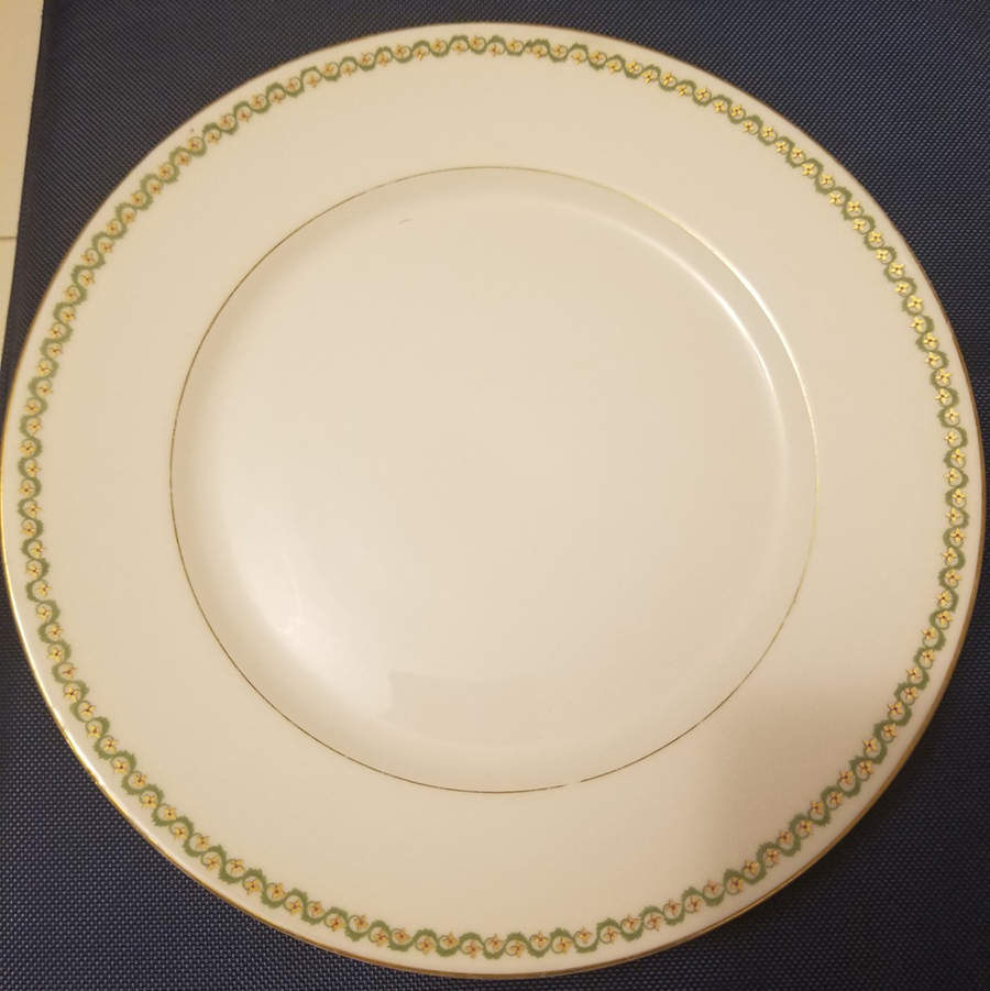 GUE308 Dinner Plate by WM Guerin-1