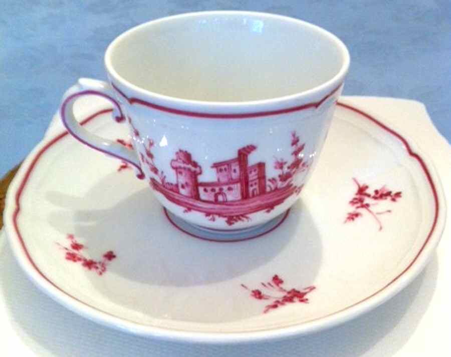 GIN91 Flat Cup & Saucer Set by Ginori 1735-1