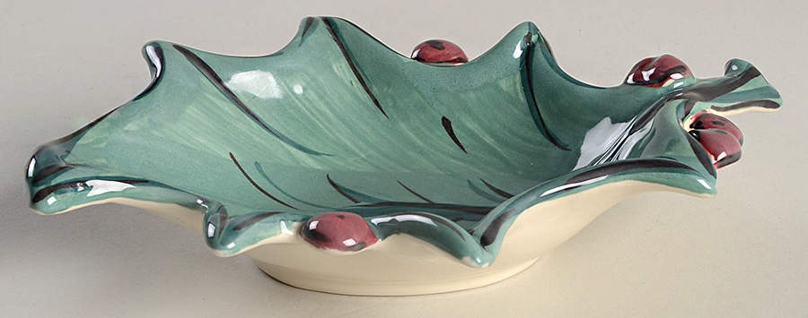 Hollylujah 8" Leaf Dish by Gail Pittman-1