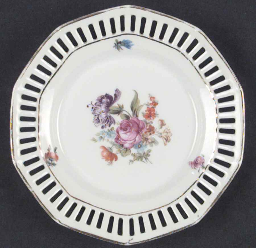 GMY74 Canape Plate by Germany-1