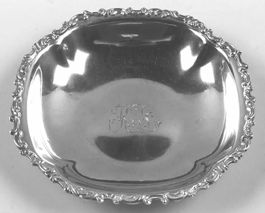 Louis XV (Sterling, Hollowware, Older, Scrolls&Plume) Sterling Ice Cream Dish by Gorham Silver-1