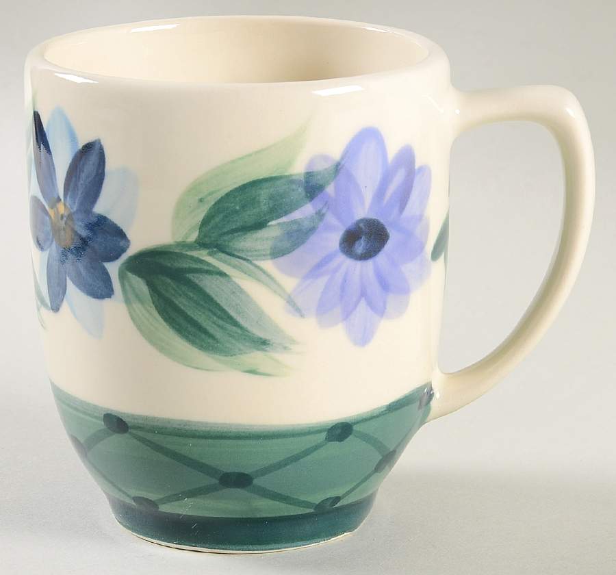 Daisy Chain Tall Mug by Gail Pittman-1