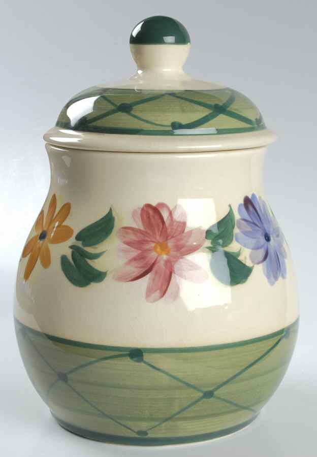 Daisy Chain Medium Canister & Lid by Gail Pittman-1