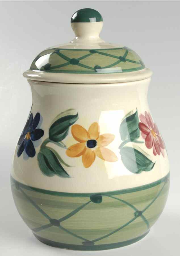 Daisy Chain Small Canister & Lid by Gail Pittman-1