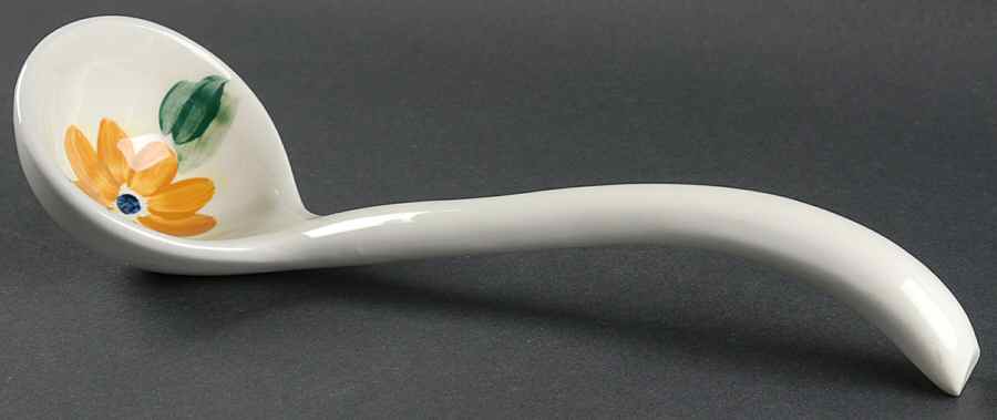 Daisy Chain Tureen Ladle by Gail Pittman-1