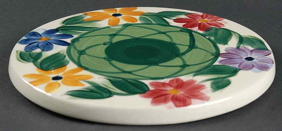 Daisy Chain Trivet by Gail Pittman-1