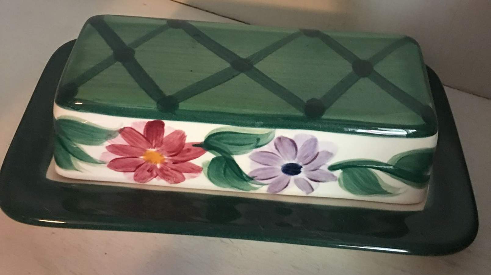 Daisy Chain 1/4 Lb Covered Butter by Gail Pittman-1