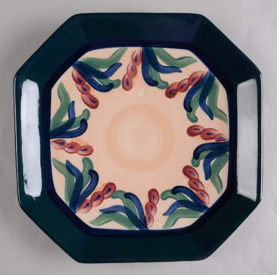 Juniper Square Dinner Plate by Gail Pittman-1