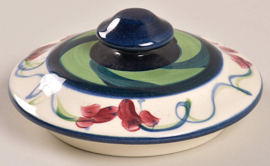 Grapevine Green Lid for Small Canister by Gail Pittman-1
