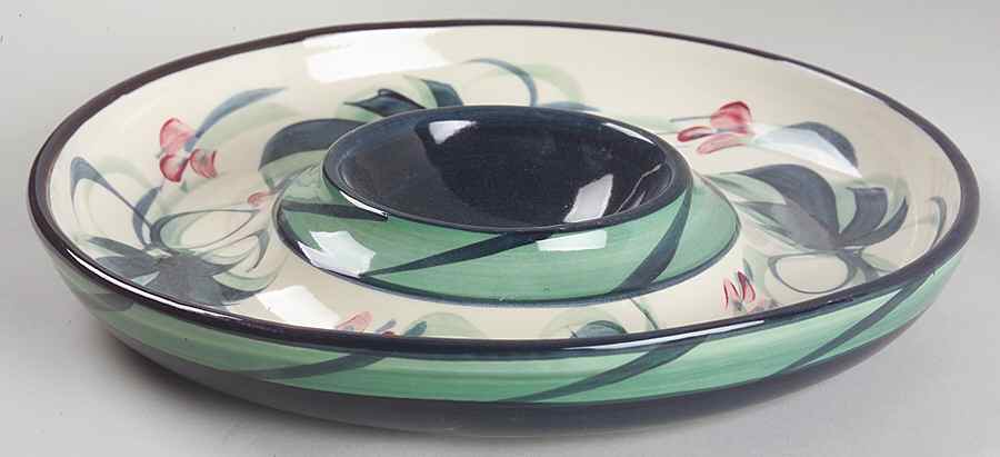 Grapevine Green 1 Piece Chip & Dip by Gail Pittman-1