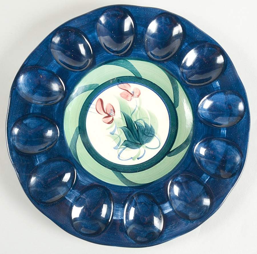 Grapevine Green Deviled Egg Plate by Gail Pittman-1