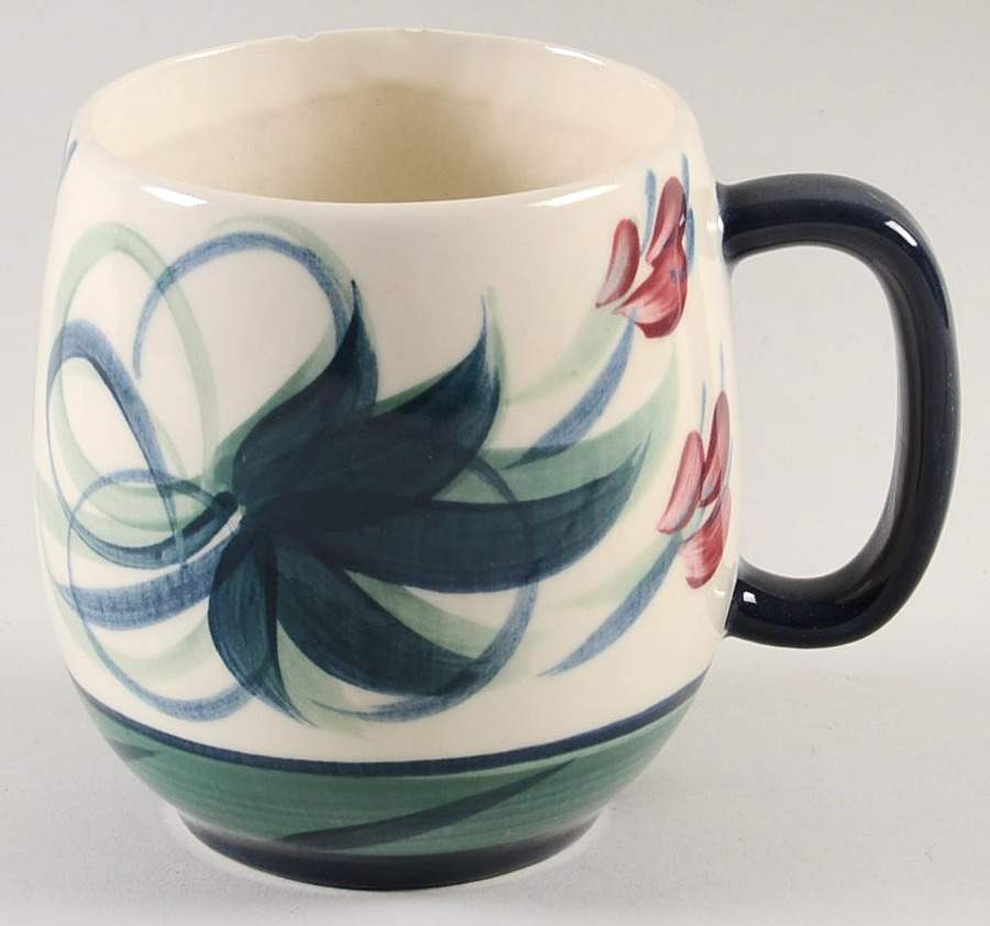 Grapevine Green Barrel Mug by Gail Pittman-1