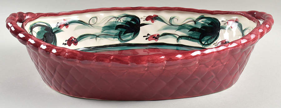 Red Grapevine Oval Centerpiece by Gail Pittman-1